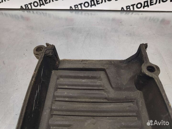 Кожух грм Nissan Serena C23 1998 г.в