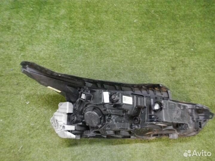 Фара левая Kia K5