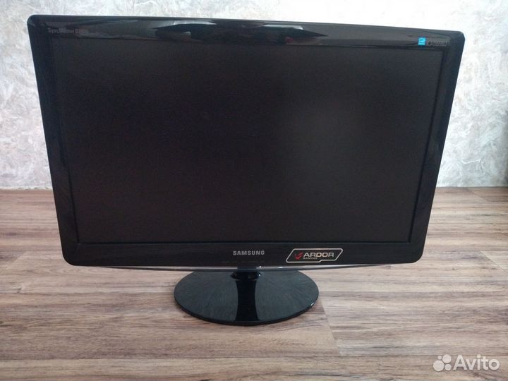 Монитор Samsung SyncMaster B2430