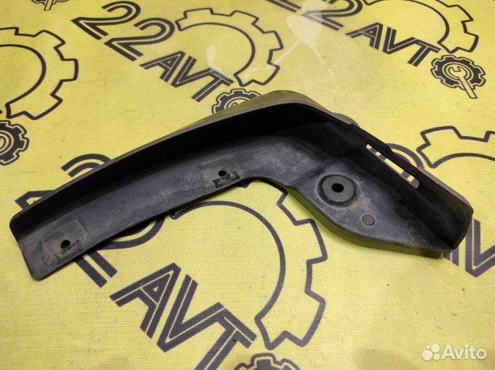 Брызговик задний правый Subaru Legacy BLE EZ30D