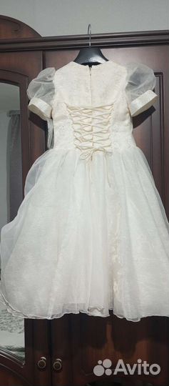 Платье для девочки нарядное