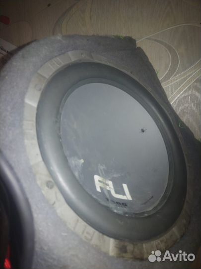 Активный сабвуфер