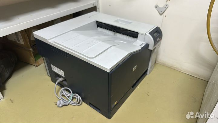 Принтер HP Color LaserJet Professional CP5225