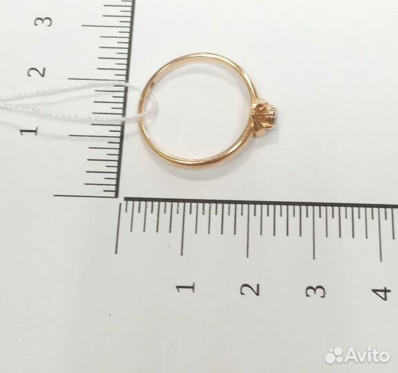 Золотое кольцо с камнем 16,5р