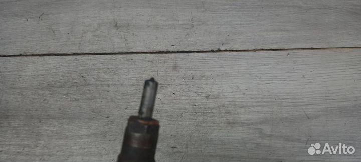 Форсунка топливная Land Rover Range Rover Sport