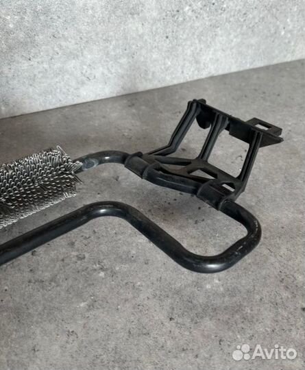 Радиатор охлаждения гур передний Mercedes-Benz