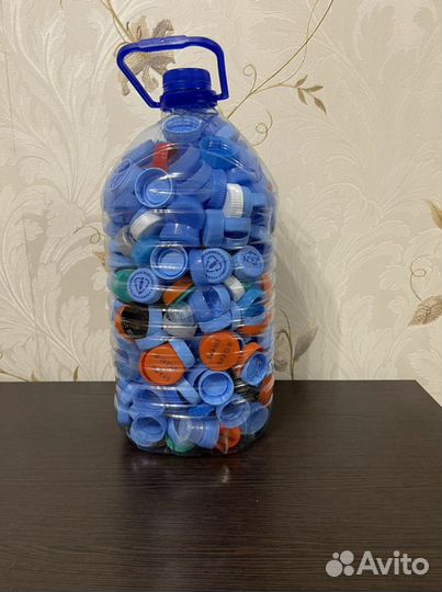 Пробки от пластиковых бутылок