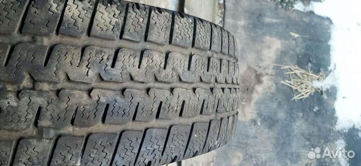 Matador MPS 500 Sibir Ice Van 205/75 R16