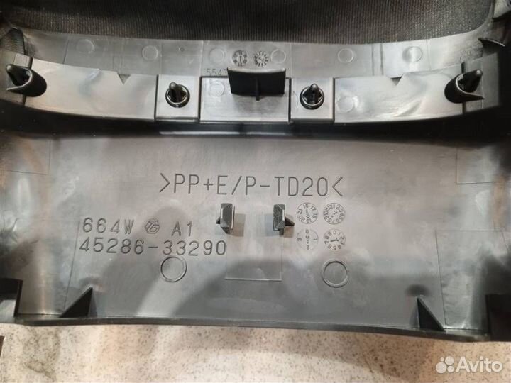 Кожух рулевой колонки верхний Toyota Camry XV70 2