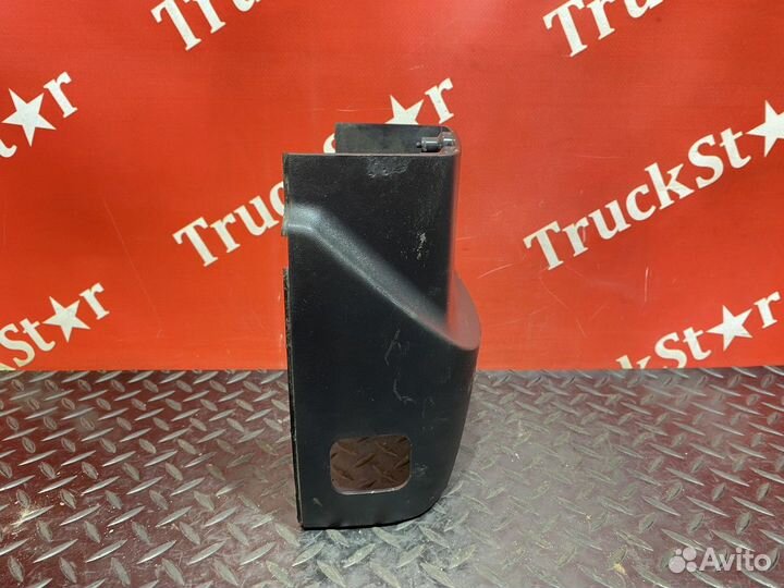 Кожух рулевой колонки нижний Daf XF105, Daf XF106