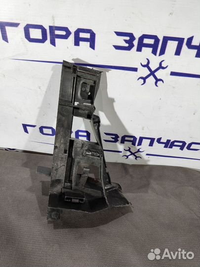 Фиксатор замка двери прав задний Ford Focus III