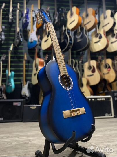 Амистар Классическая гитара новая (Россия)