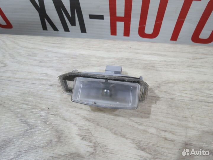 Подсветка номера Mitsubishi Outlander