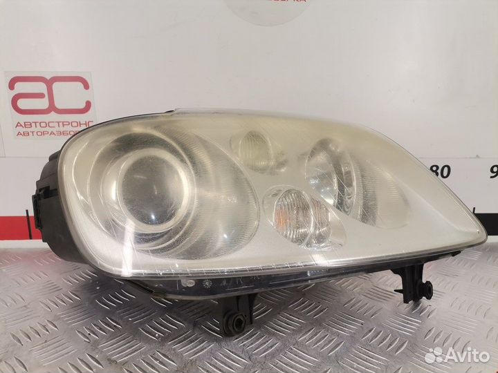 Фара передняя для Volkswagen Touran 1 1T0941006R