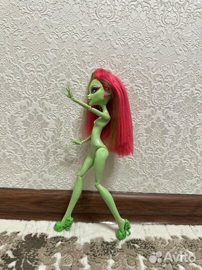 Кукла монстер хай