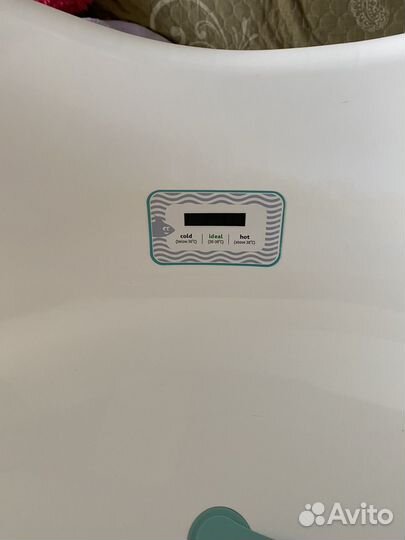 Ванна с термометром детская