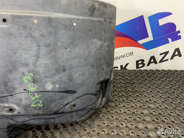 Крыло переднее левое задняя часть