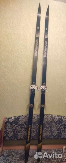 Беговые лыжи