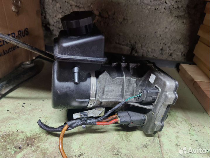 Насос гур эгур Mercedes ML w164 GL x164