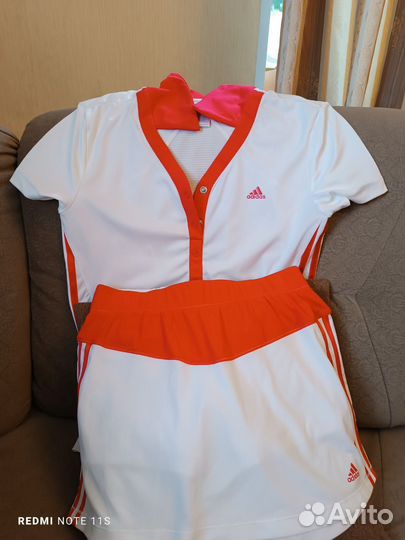 Теннисный костюм женский adidas