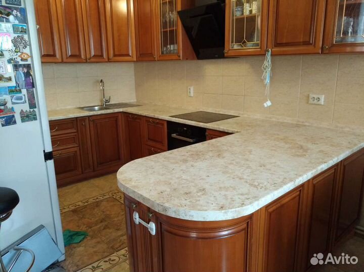 В столешнице дсп,пластик-еврозапил