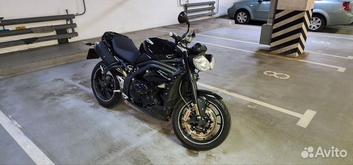 Triumph speed triple 94r