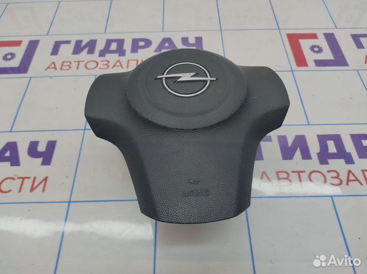 Подушка безопасности в рулевое колесо Opel Corsa D