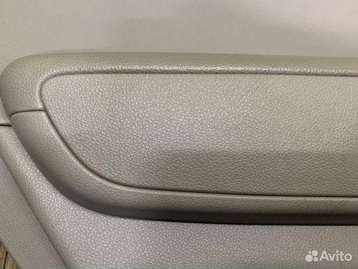 Kia Optima IV Обшивка задней левой двери