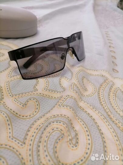 Солнцезащитные очки christian dior