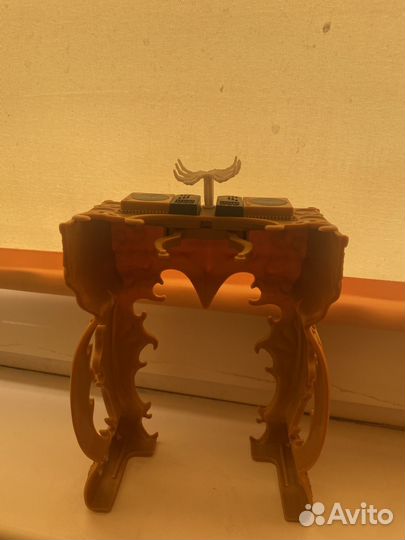 Мебель монстр хай