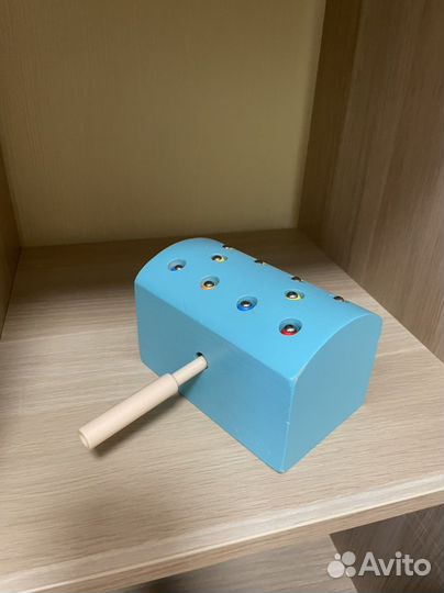 Магнитная игра «Поймай червЯка»