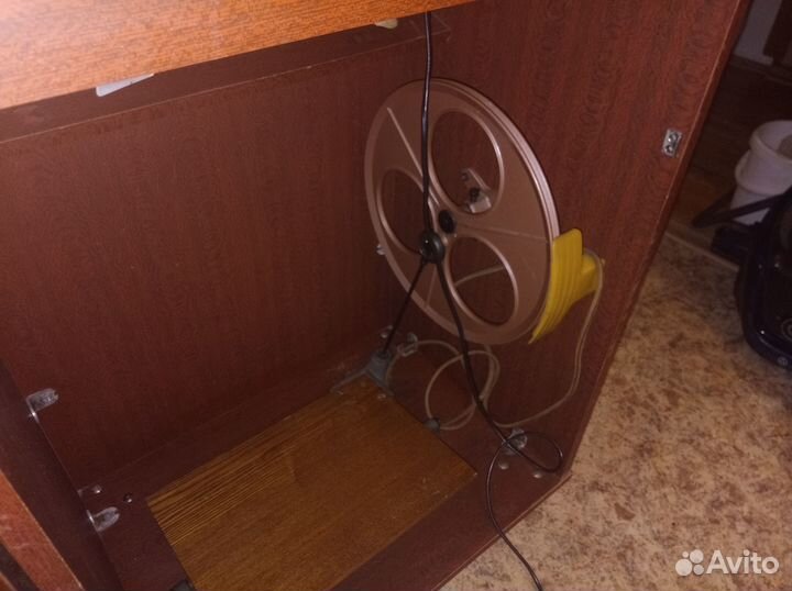 Швейная машинка чайка 142м