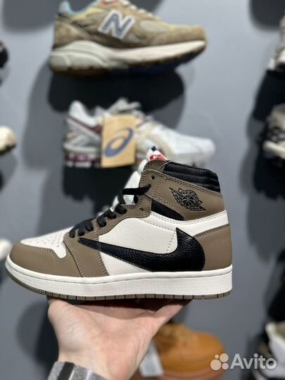 Кроссовки Nike air jordan 1 travis scott