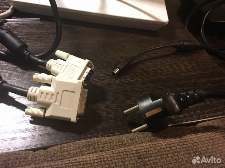 Монитор samsung 970P