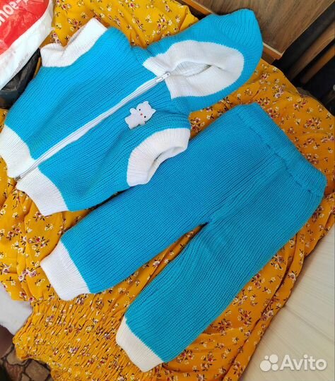 Костюм на мальчика новый