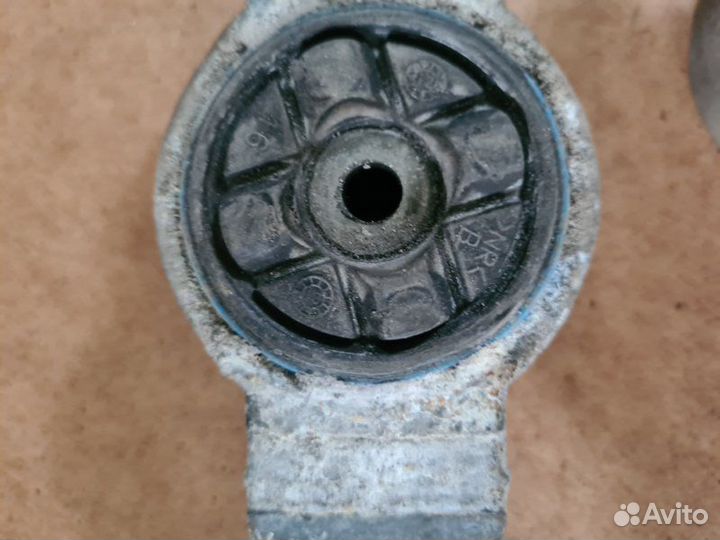 Отбойник амортизатора задний Ford Focus 3 1.6 2013