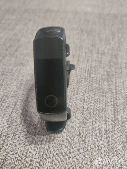Фитнес браслет honor band 5