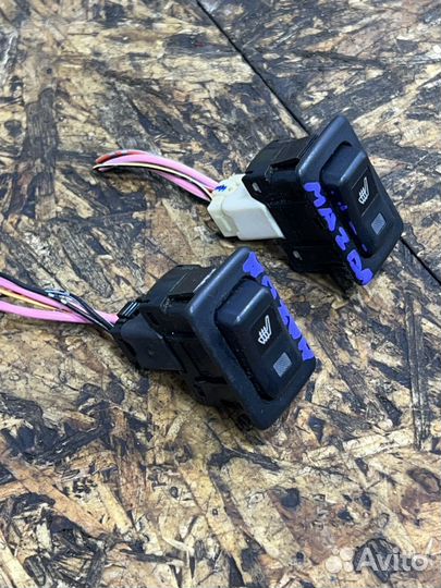 Кнопка обогрева сидений Мазда CX7