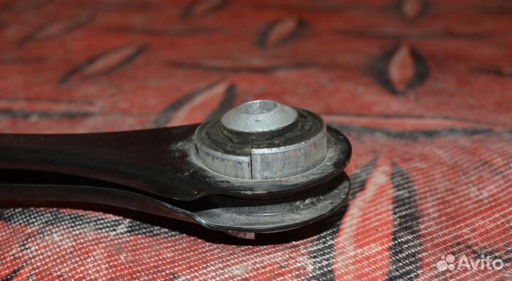 Рычаг задней подвески поперечный Audi A4 A5 Q7 4M