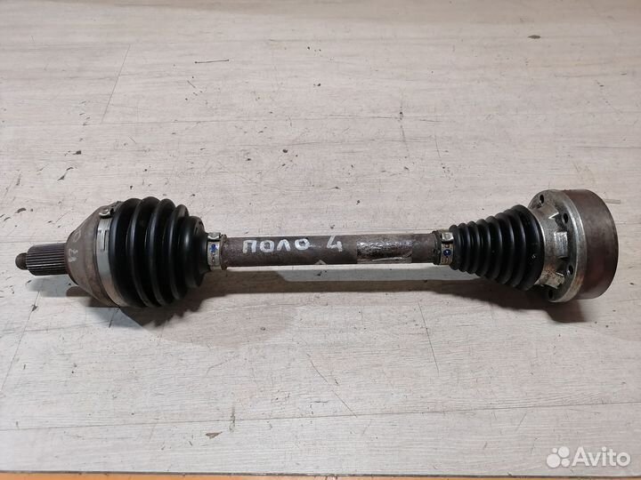 Привoд левый мeханика Volkswаgen Polo 5