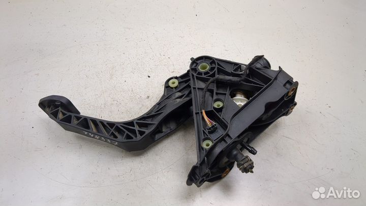 Педаль сцепления Volkswagen Tiguan