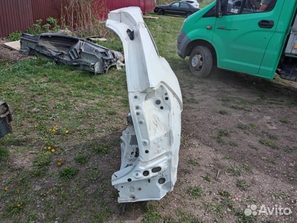 Задняя правая четверть крыло Toyota Rav 4 XA 50