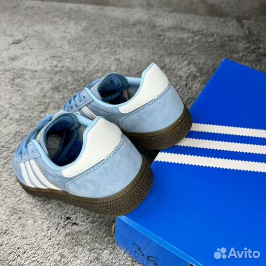 Кроссовки adidas spezial голубые