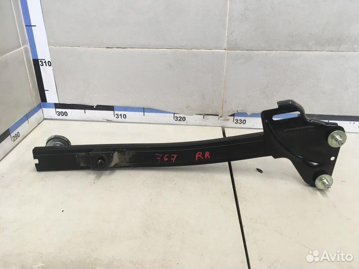 Направляющая стекла Legacy Outback (B13) 2003-2009