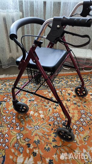 Инвалидные ходунки