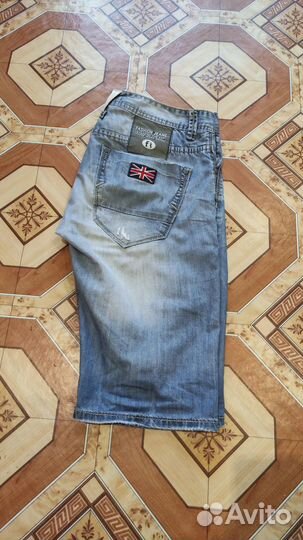 Джинсовые шорты