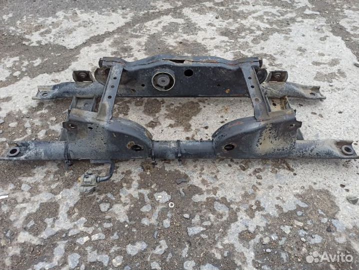 Подрамник задний Renault Duster hsag F4RE410 2019