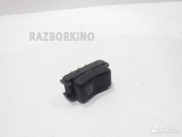 Кнопка обогрева заднего стекла