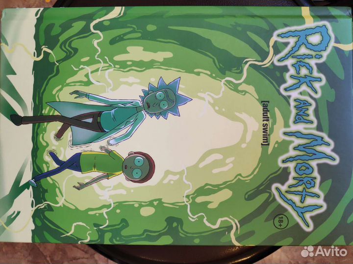 Комиксы, наст. игра и арт бук 