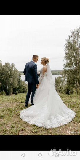 Свадебное платье